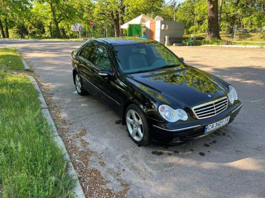 Mercedes-benz 200                             2004г. в рассрочку
