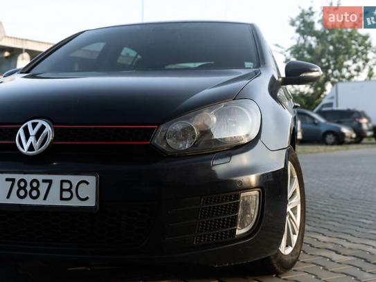 Volkswagen Golf
                            2011г. в рассрочку