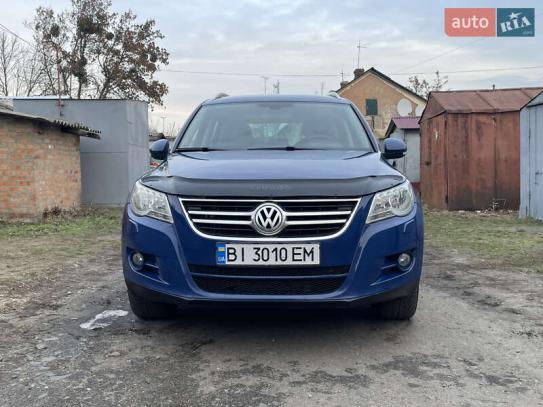 Volkswagen Tiguan                          2010г. в рассрочку
