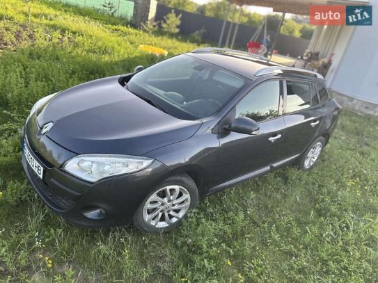 Renault Megane                          2010г. в рассрочку