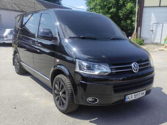 Volkswagen Multivan                        2012г. в рассрочку