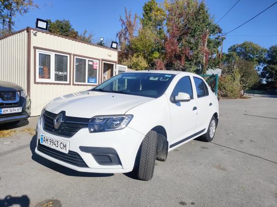 Renault Logan                           2018г. в рассрочку