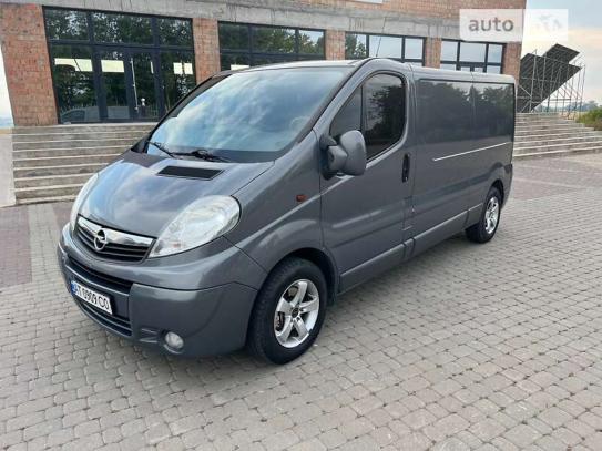 Opel Vivaro 2013г. в рассрочку