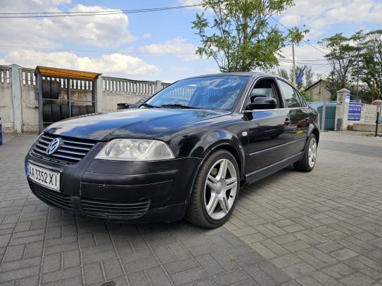 Volkswagen Passat 2001р. у розстрочку