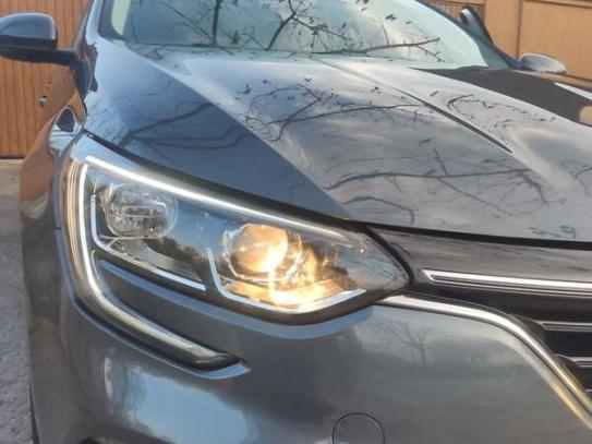 Renault Megane
                          2017г. в рассрочку