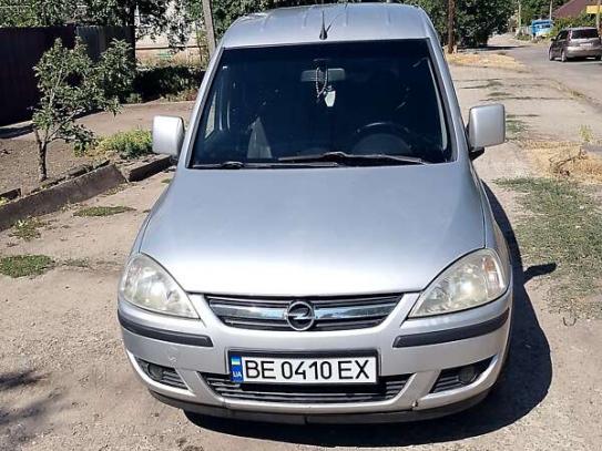Opel Combo                           2006г. в рассрочку