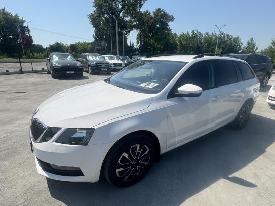 Skoda Octavia
                         2017г. в рассрочку