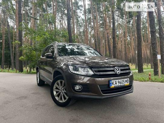 Volkswagen Tiguan 2014р. у розстрочку