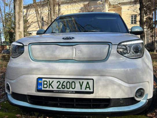 Kia Soul                            2015г. в рассрочку