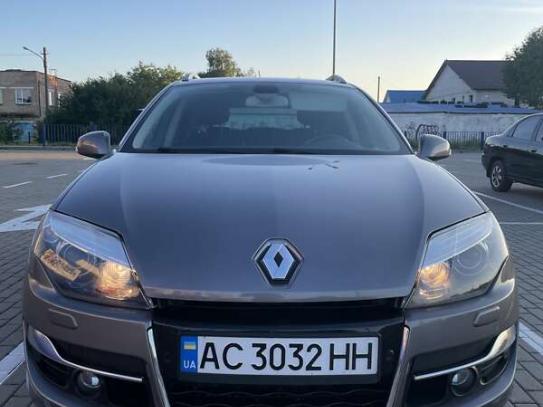 Renault Laguna
                          2013г. в рассрочку