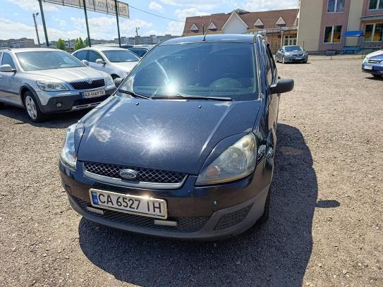 Ford Fiesta                          2006г. в рассрочку