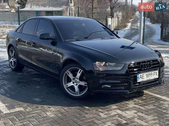 Audi A4                              2013г. в рассрочку