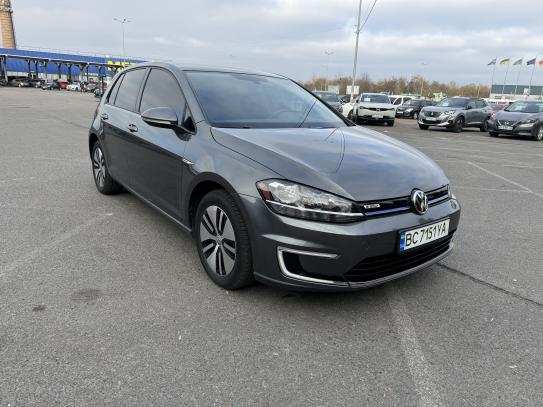 Volkswagen E-golf 2017г. в рассрочку