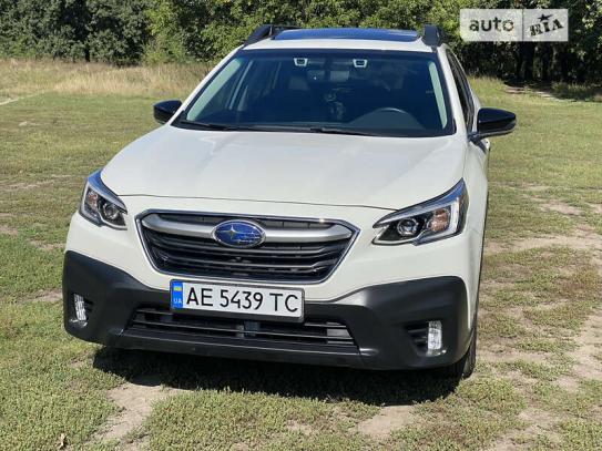 Subaru Outback 2021г. в рассрочку