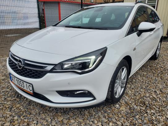 Opel Astra 2017г. в рассрочку