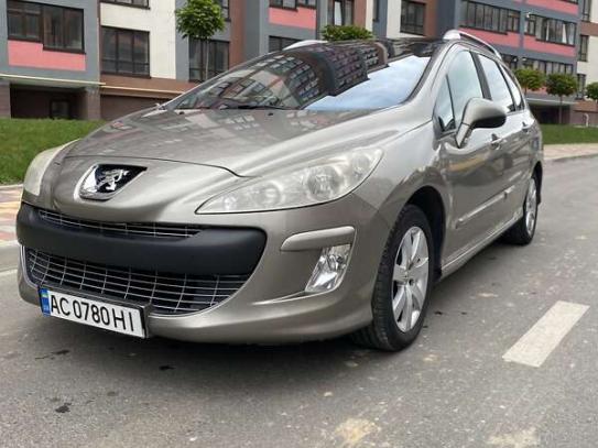 Peugeot 308 2010р. у розстрочку