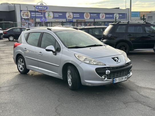 Peugeot 207
                             2007г. в рассрочку