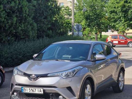Toyota C-hr
                            2016г. в рассрочку