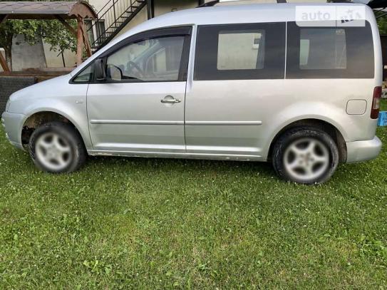 Volkswagen Caddy 2006р. у розстрочку