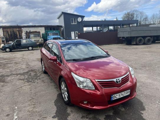 Toyota Avensis                         2009г. в рассрочку