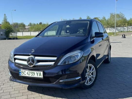 Mercedes-benz B-class
                         2017г. в рассрочку