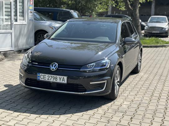 Volkswagen E-golf                          2020г. в рассрочку
