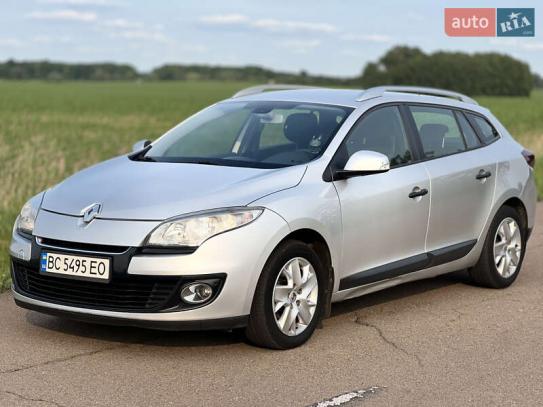 Renault Megane                          2012г. в рассрочку