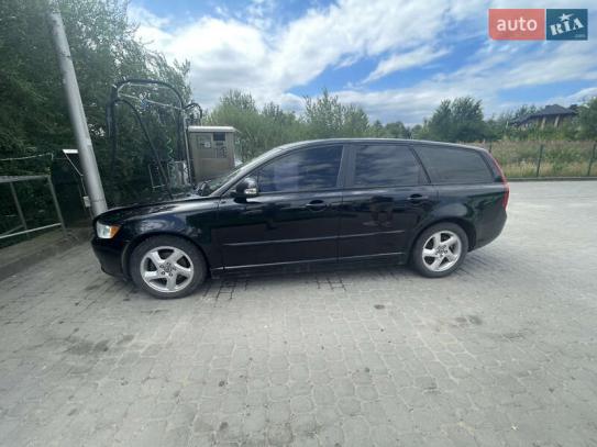 Volvo V50
                             2011г. в рассрочку