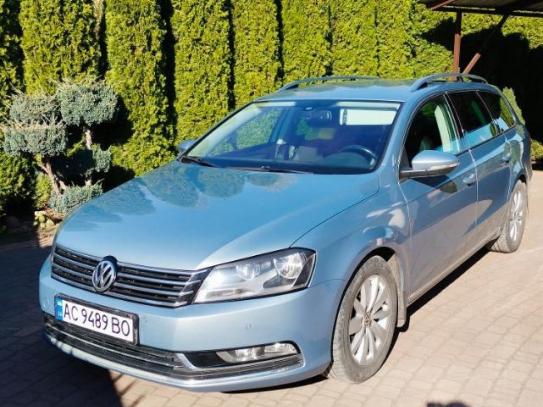 Volkswagen Passat 2014р. у розстрочку