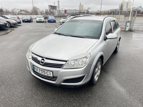 Opel Astra 2009р. у розстрочку