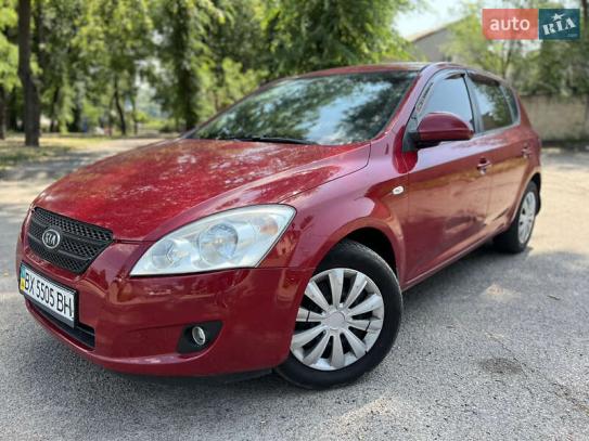 Kia Ceed
                            2007г. в рассрочку