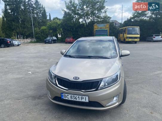 Kia Rio 2012г. в рассрочку
