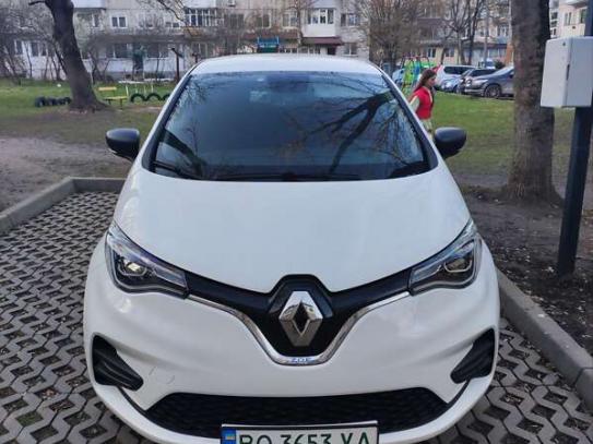 Renault Zoe                             2020г. в рассрочку