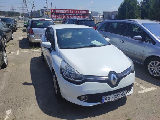 Renault Clio 2013г. в рассрочку