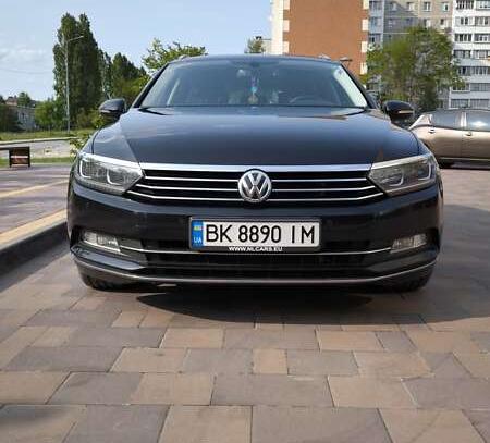 Volkswagen Passat
                          2015г. в рассрочку