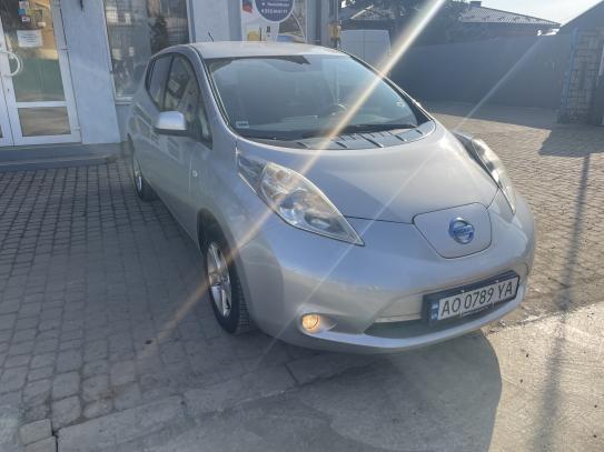 Nissan Leaf                            2012г. в рассрочку