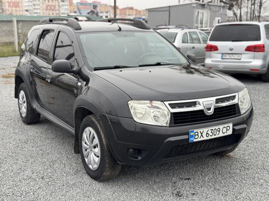 Dacia Duster 2010г. в рассрочку