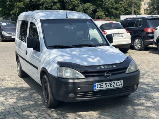 Opel Combo                           2003г. в рассрочку