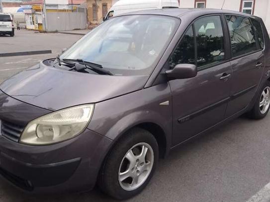 Renault Scenic                          2005г. в рассрочку