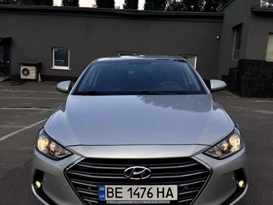 Hyundai Elantra
                         2016г. в рассрочку