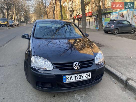 Volkswagen Golf                            2003г. в рассрочку