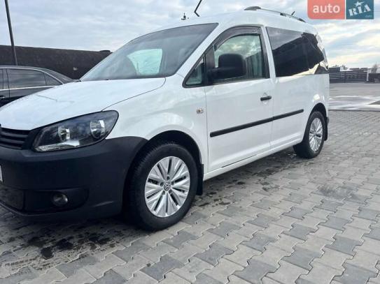Volkswagen Caddy 2012р. у розстрочку