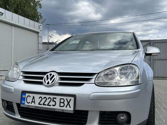Volkswagen Golf                            2007г. в рассрочку
