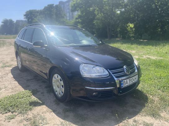 Volkswagen Golf                            2009г. в рассрочку