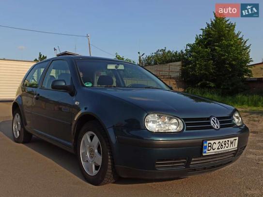 Volkswagen Golf
                            2002г. в рассрочку