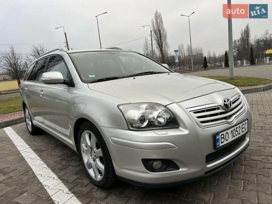 Toyota Avensis
                         2006г. в рассрочку