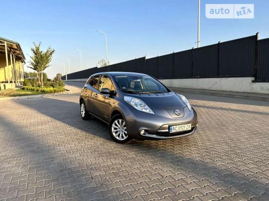 Nissan Leaf 2014г. в рассрочку