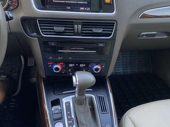 Audi Q5
                              2015г. в рассрочку