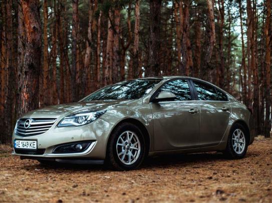 Opel Insignia                        2014г. в рассрочку