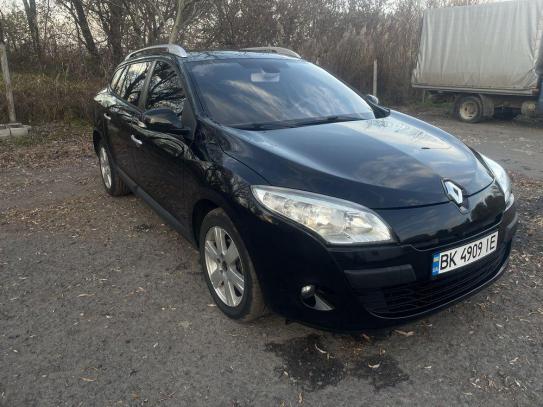 Renault Megane                          2011г. в рассрочку